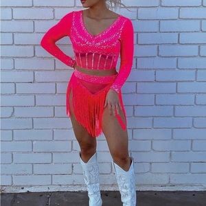 COPY - Pink fringe outfit